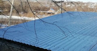 Демонтаж поликарбоната с крыши в Арзамасе - услуги по доступной цене от 617 рублей