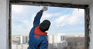 Демонтаж остекления балкона в Арзамасе - цена от 565 руб. - Сварной-Рзм